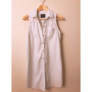 Abercrombie and Fitch white shirtdress size small